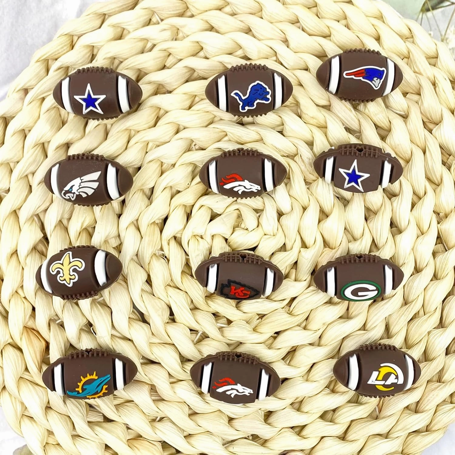 24PCS 3D Rugby Silicone Focal Beads Sports Silicone Beads Focal American Football Focal Beads for Beadable Pen Keychain Making DIY Pen Beads Making(3D Sports)