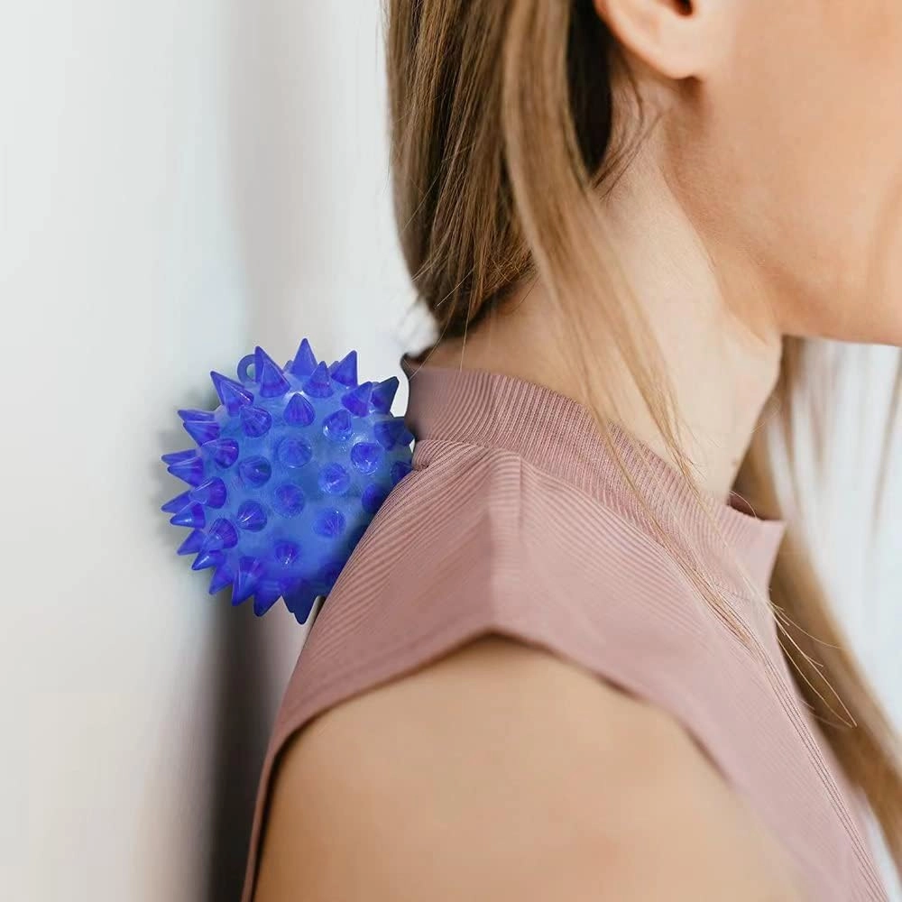 30 Pack LED Light Up Fidget Sensory Bouncy Glow in The Dark Spiky Ball Kids Gifts，Squishy Massage Pet Party Favors Stress Relief Spiky Balls Toy