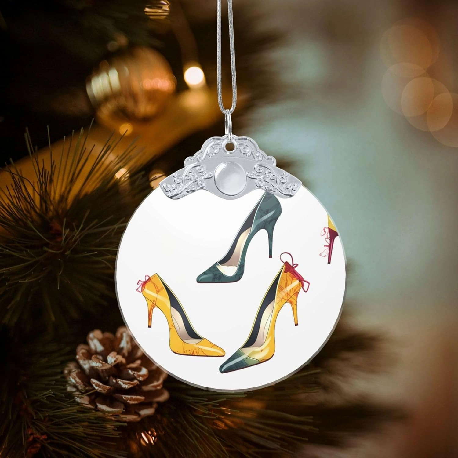 Christmas Tree Glass Round Ornament High Heel Shoes Print 3 Inch Glass Hanging Decor Christmas Tree Decorations Round Glass Christmas Tree Pendants for Family Friends Holiday Presents - Silver