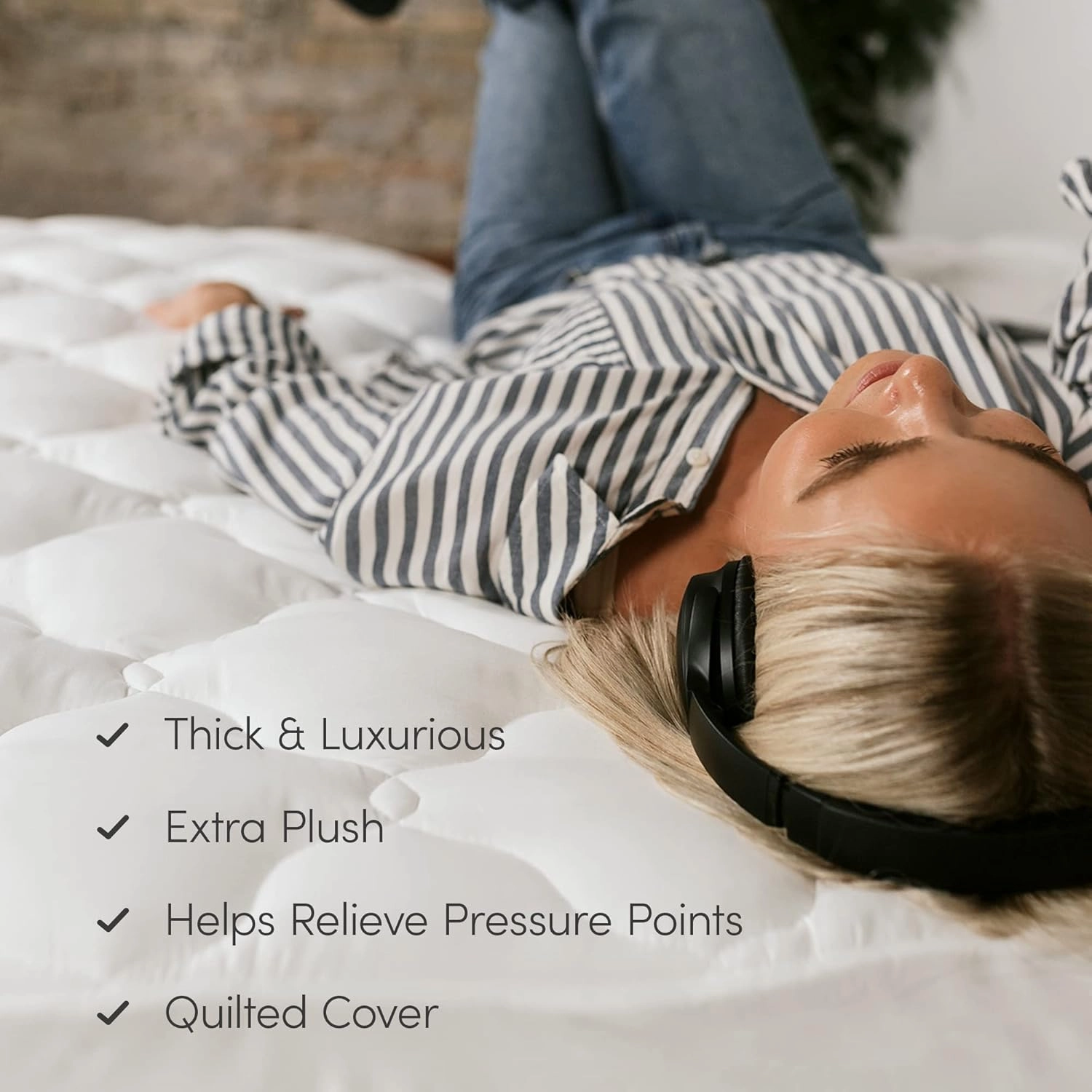 ExceptionalSheets Pillow Top Mattress Pad - Found in Marriott Hotels with Fitted Skirt and 18" Deep Pockets - Supportive Pillowtop Mattress Pad Cover with Cluster Fiber - Queen Size