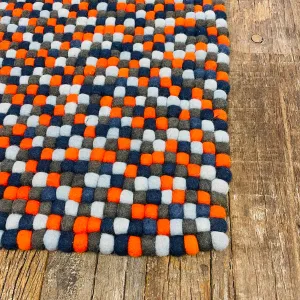 FELT WOOL BALL RUG 200x100cm