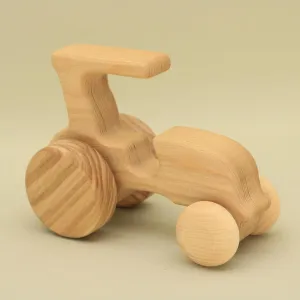 Free Shipping Handmade Natural Wooden Tractor: Eco-Friendly Gift with Montessori and Waldorf Educational Influence, Lotes Toys Baby Gift