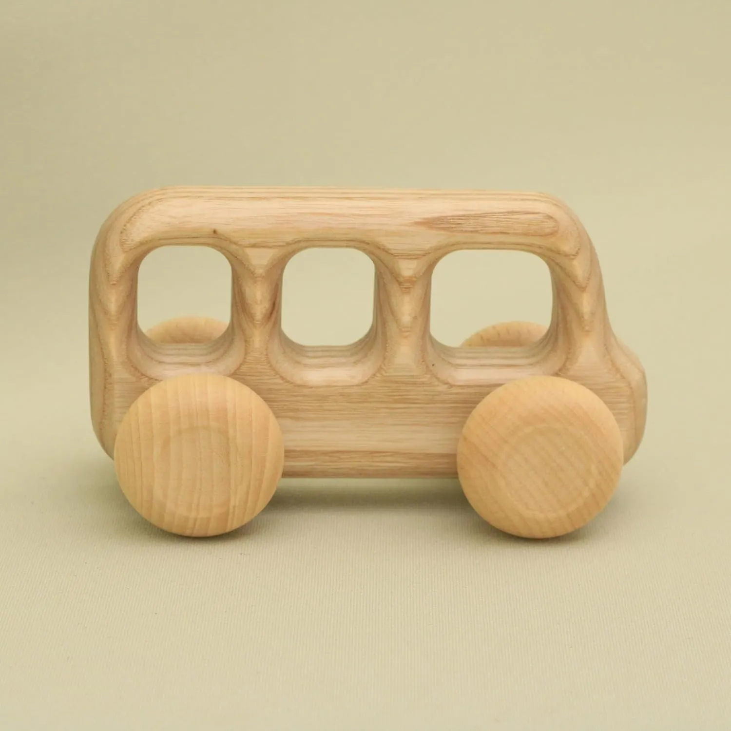 Free Shipping Natural Baby Car Retro, LBC51 : Eco-Friendly Gift with Montessori and Waldorf Educational Influence Lotes Toys Baby Gift