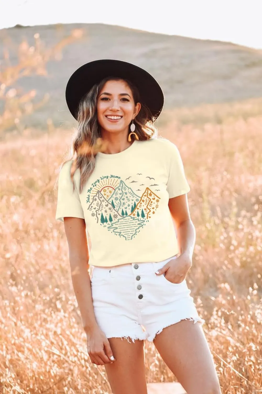 Happy Camp T-Shirt Women Hiking Mountain Adventure Novelty Workout Funny Saying Cute Graphic Athletic Shirt
