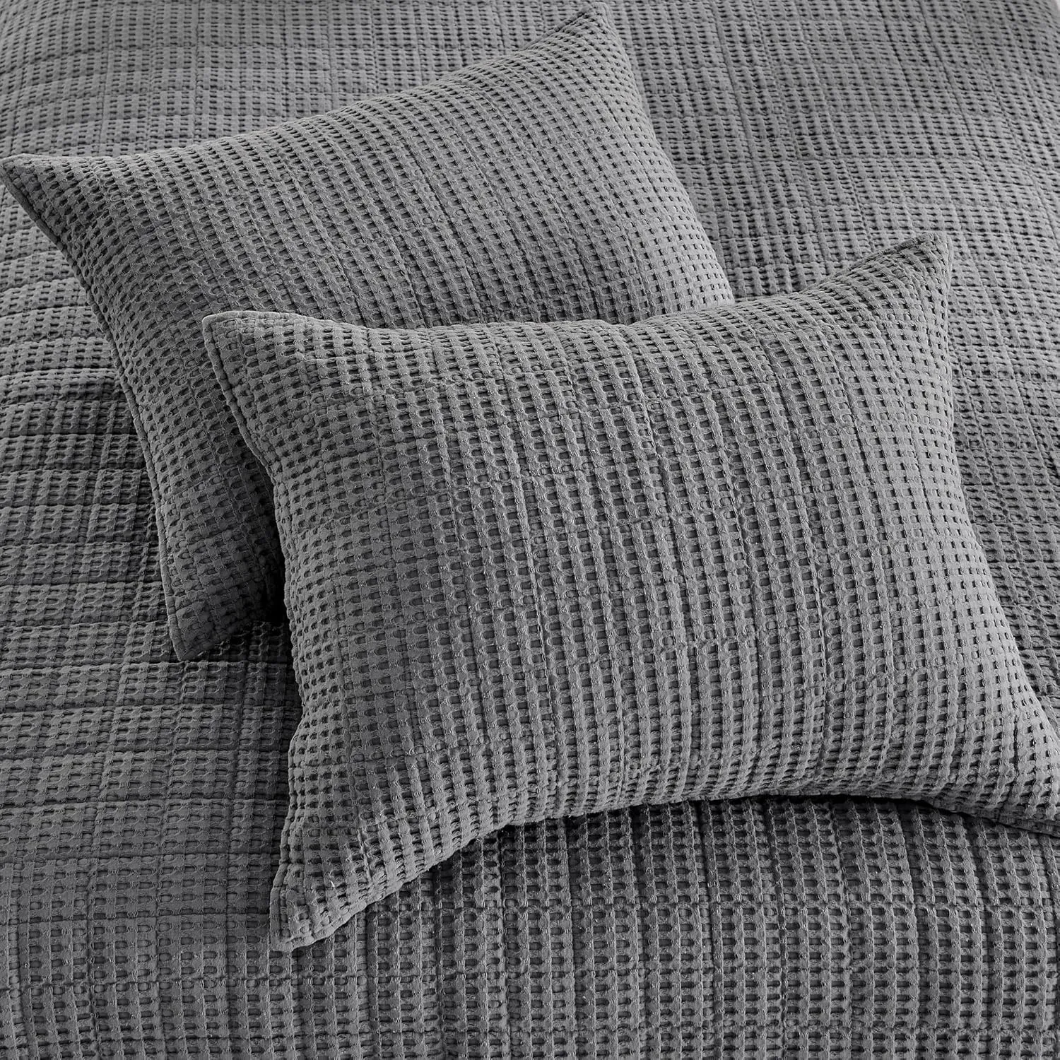Levtex Home - Mills Waffle - Full/Queen Quilt Set - Charcoal Cotton Waffle - Quilt Size (88 x 92in.), Sham Size (26 x 20in.)