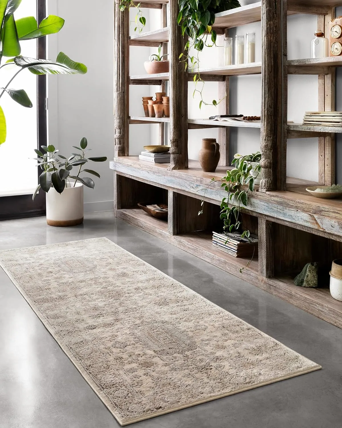 Loloi Teagan Collection 6'-7" x 9'-2" Area Rug in Ivory/Sand - Large, Soft Neutral Rug, High-Traffic Area Rug for Living Room, Bedroom, Home Office, Dining Area