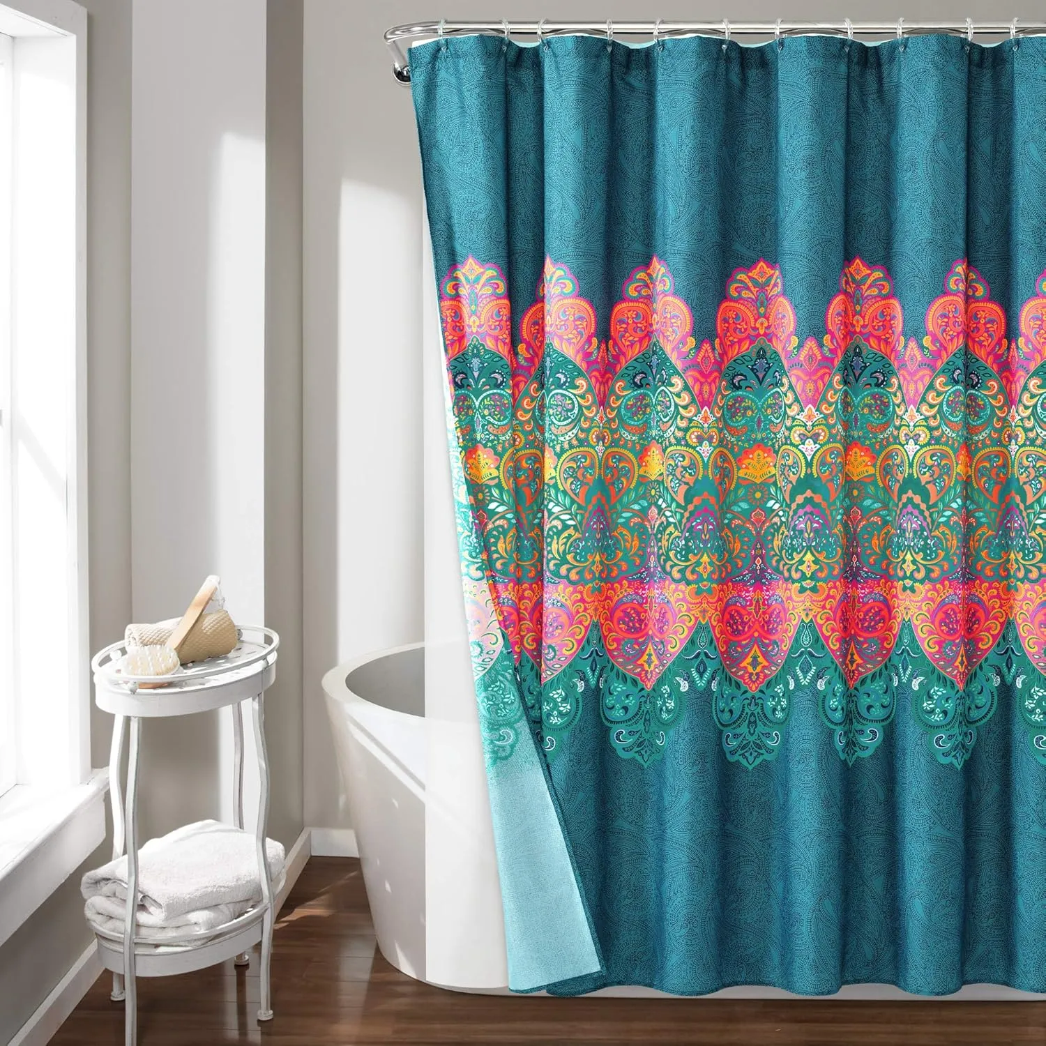Lush Decor Boho Chic Polyester Shower Curtain, 14-Piece Set with PEVA Lining and Rings (72" x 72")