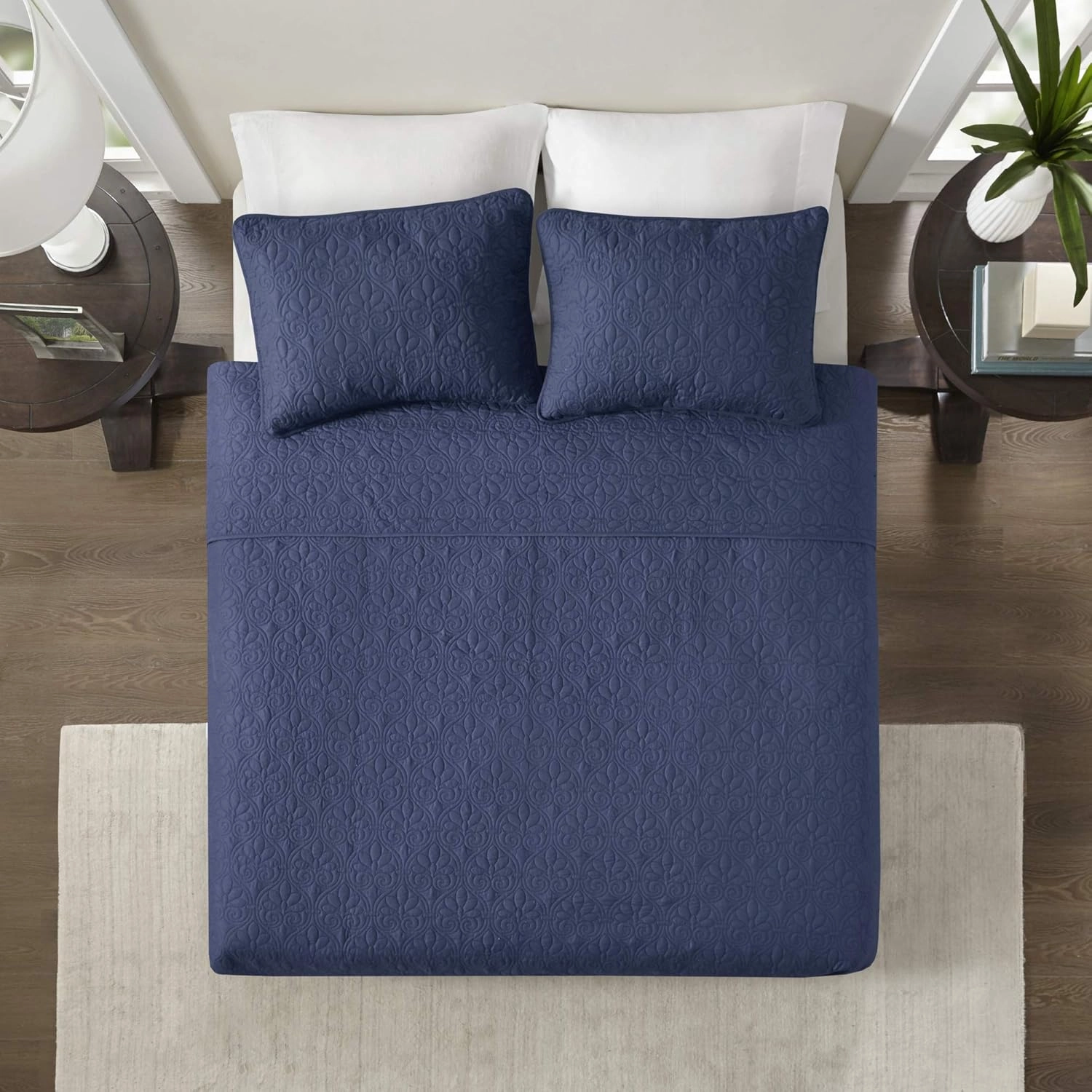 Madison Park Quebec Quilt Set - Luxurious Damask Stitching Design, Cotton Filled Lightweight Coverlet Bedspread Bedding, Shams, Twin/Twin XL(68"x90"), Navy 2 Piece