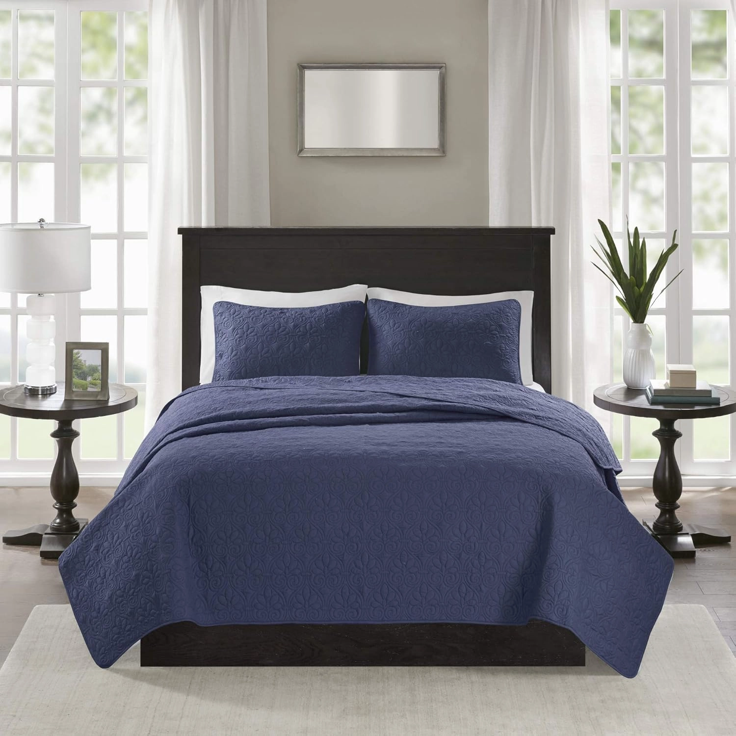 Madison Park Quebec Quilt Set - Luxurious Damask Stitching Design, Cotton Filled Lightweight Coverlet Bedspread Bedding, Shams, Twin/Twin XL(68"x90"), Navy 2 Piece