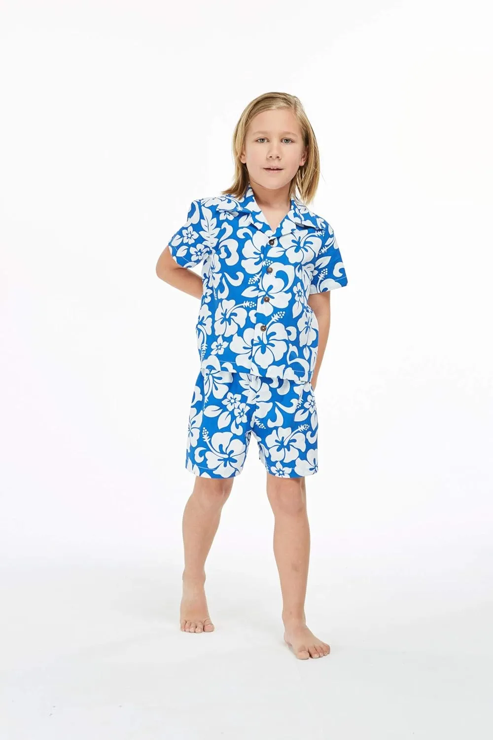 Matchable Family Hawaiian Luau Men Women Girl Boy Clothes in Classic Vintage Hibiscus Blue