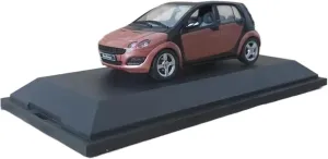 Metal Car Model 1:43 for Benz Smart Forfour Simulation Alloy Car Model Fan Collection Home Decoration Metal Ornaments Die Cast Vehicles