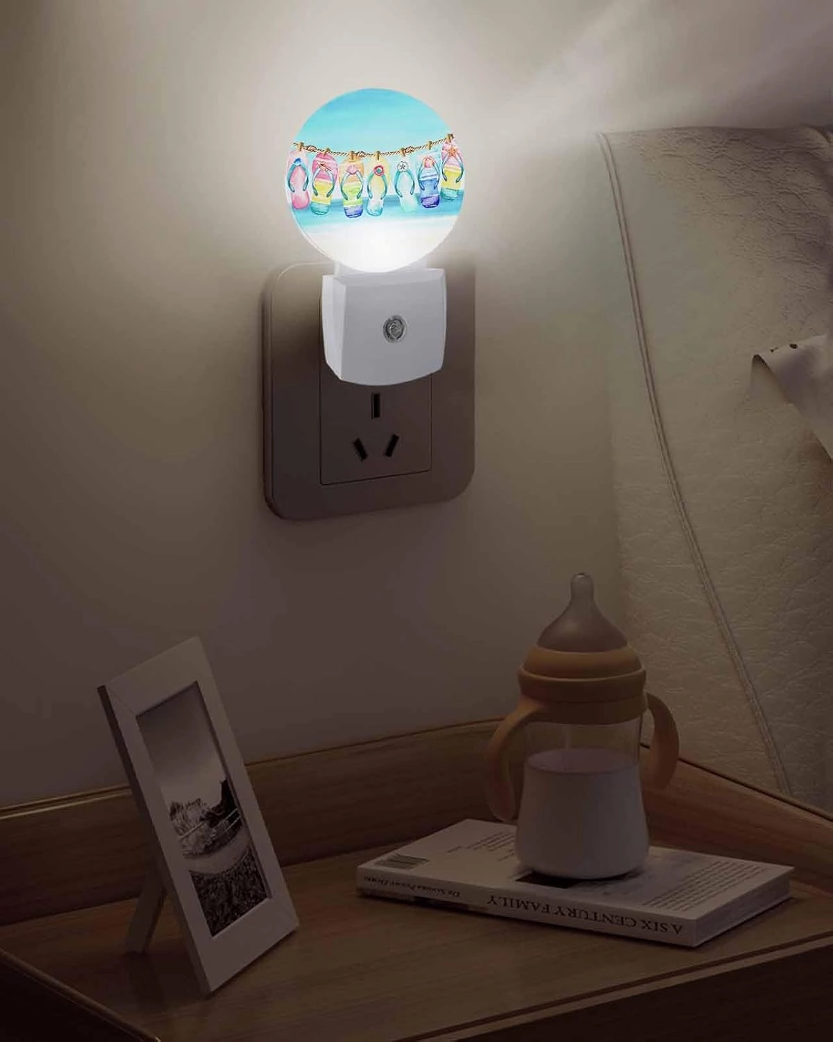Night Lights Auto Sensor Slippers Night Light Blue Summer Beach Sky Round Lamp Plug-in LED Nightlights Dusk to Dawn for Living Room Bedroom Bathroom Hallway Home Wall Decor