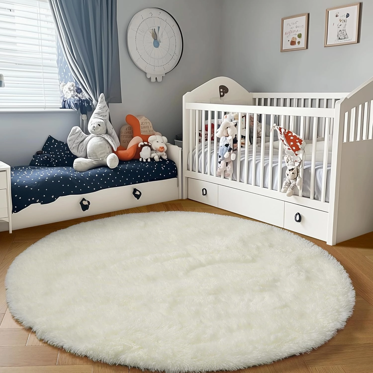 PAGISOFE Cream White Round Rug 4Ft, Circle Rugs, Small Fluffy Shaggy Carpets and Rug for Girls Boys Baby Kids Bedroom Furry Comfy Teepee Mats Circular Rugs for Reading Area Nursery Room