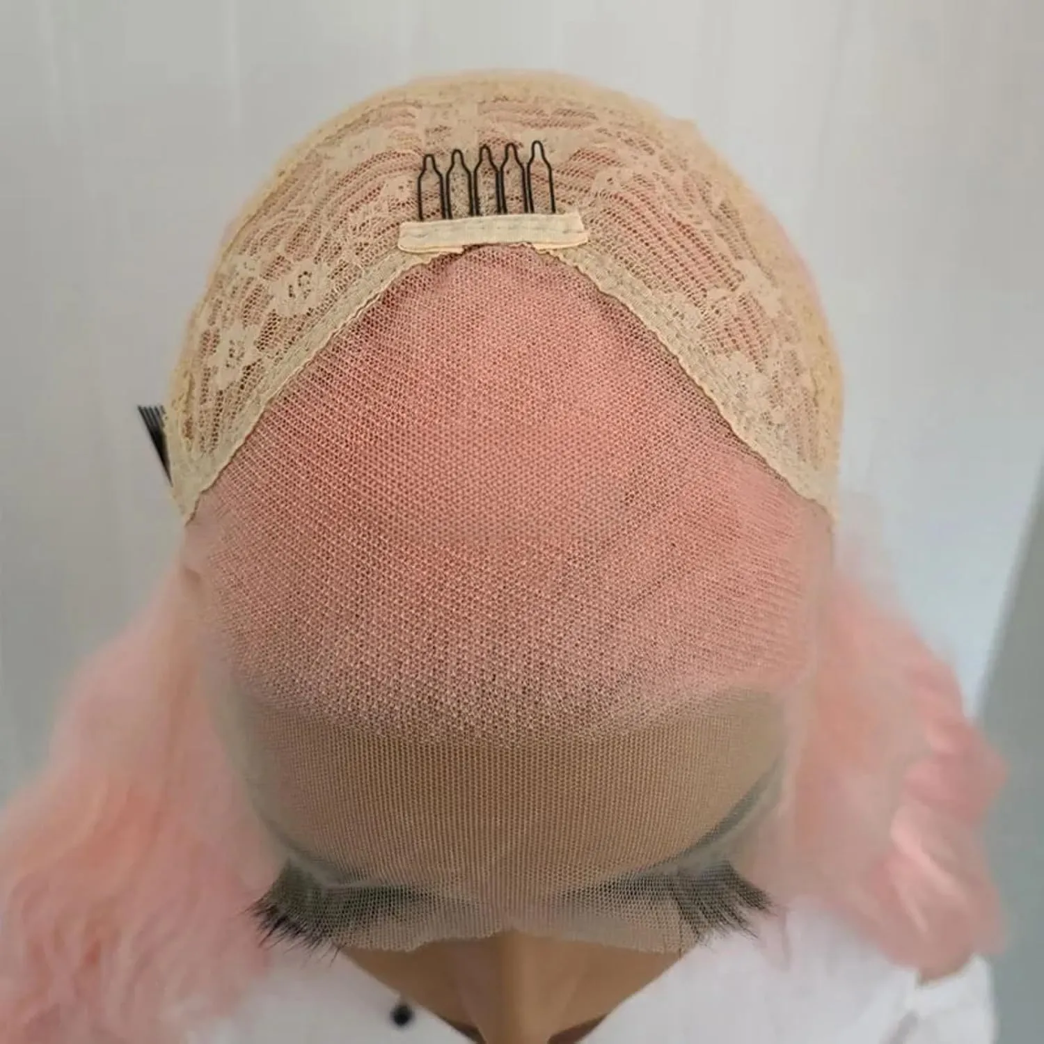 RONGDUOYI Pink Long Wavy Synthetic Hair Wig - Water Wave Glueless Lace Front Light Pink Colored Natural Wave Deep Curly for Women Cosplay Party