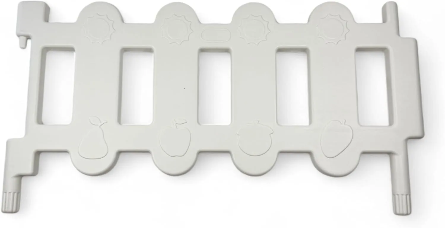 Soft Play White Plastic Picket Fence (5 Panels) - Decorative Border Small Garden Picket Fence Panels for Soft Play, Party, Garden, Home Decorations - (White - 5 Pack of Fence Panels)