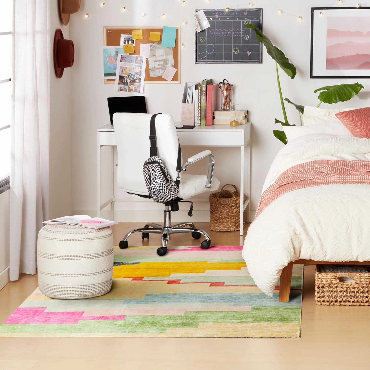 TOWN & COUNTRY PLAY Nara Southwest Pop Kid's Washable Area Rug, Soft & Plush, Safe Non-Slip Backing, Bedroom Rug, Dorm Decor, Playroom & Classroom Rugs, Pink/Multi, 5'2"x7’2”