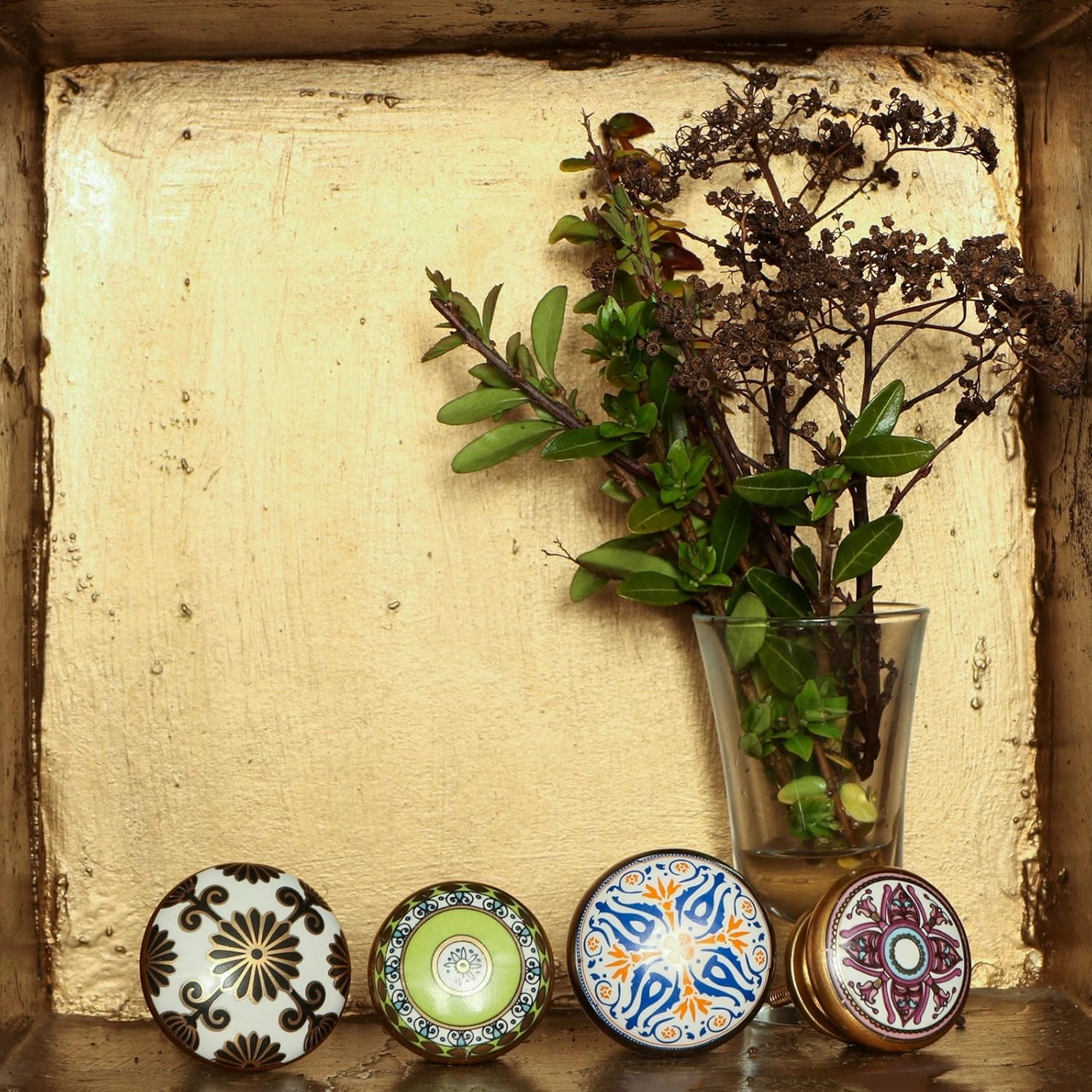 Trinca Ferro Set of 6 Round Tangier Floral Ceramic Handmade Pull and Push Knobs for Dresser Drawer Decorative Knobs for Bedroom, Bathroom, Kitchen